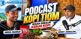 Denny Jigibalom, a Driver of Tiom Coffee and the People's Economy from the Papuan Highlands
