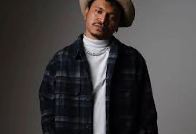 Wizz Baker Livens Up the May Grass Festival in Wamena